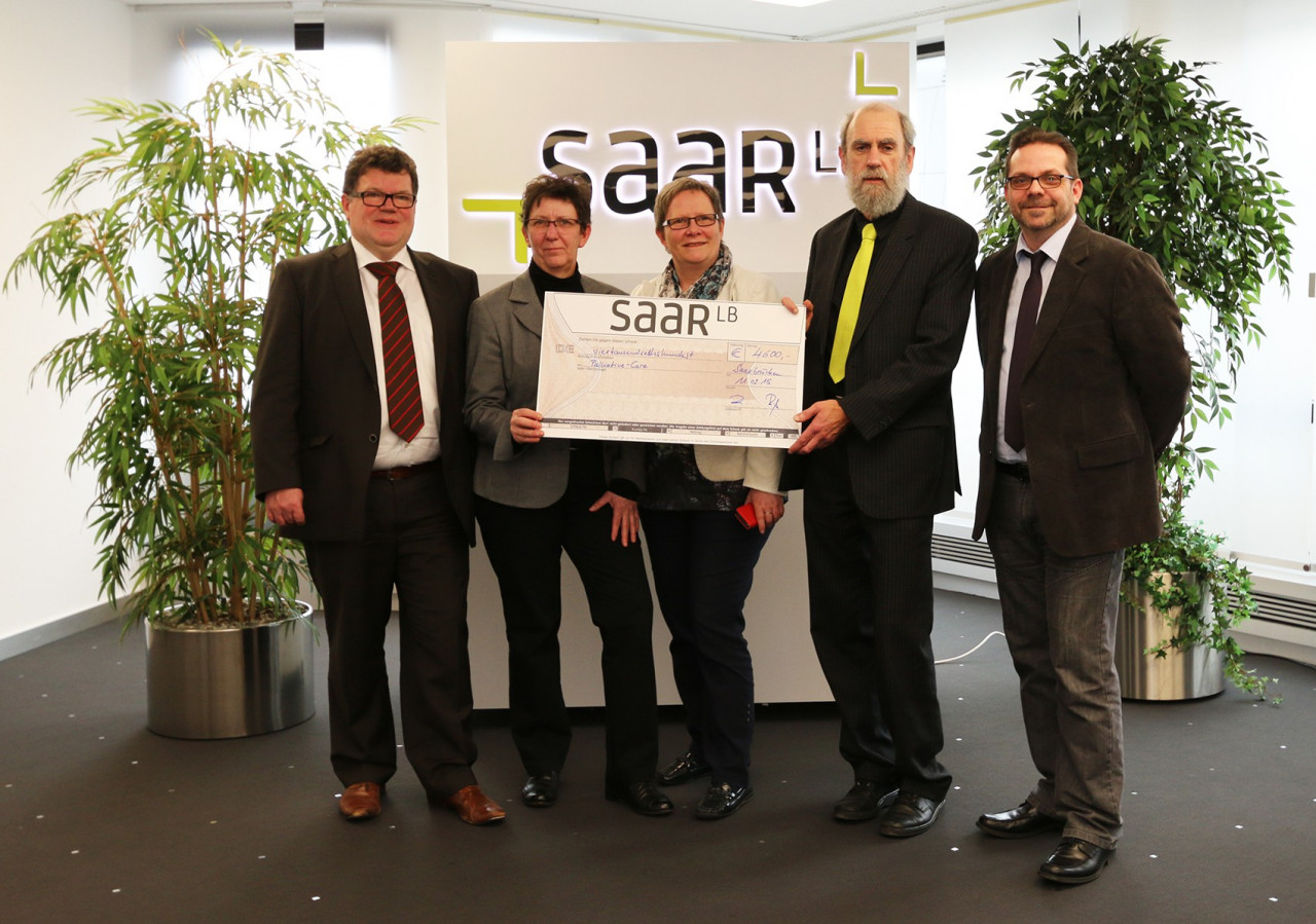 Spendenübergabe vom 11.02.2015 in Saarbrücken